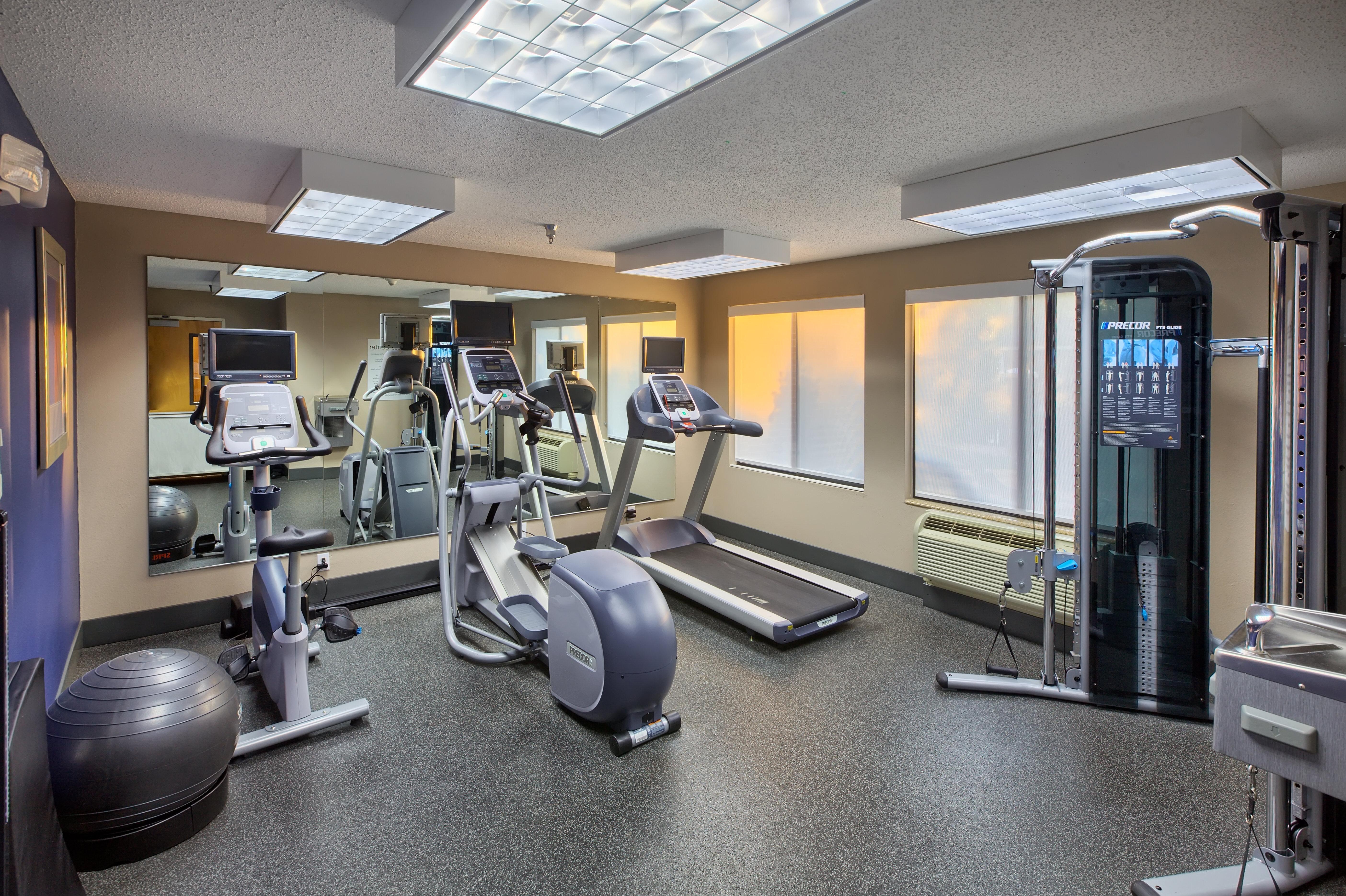 Holiday Inn Express Hotel & Suites Raleigh North - Wake Forest By Ihg Екстериор снимка