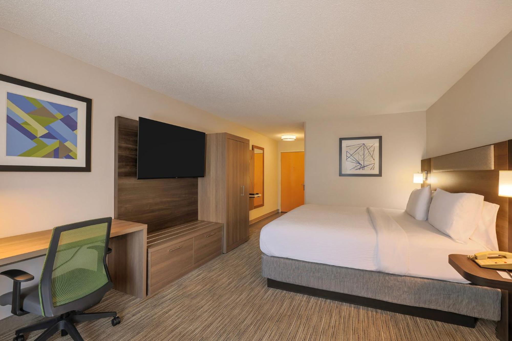 Holiday Inn Express Hotel & Suites Raleigh North - Wake Forest By Ihg Екстериор снимка