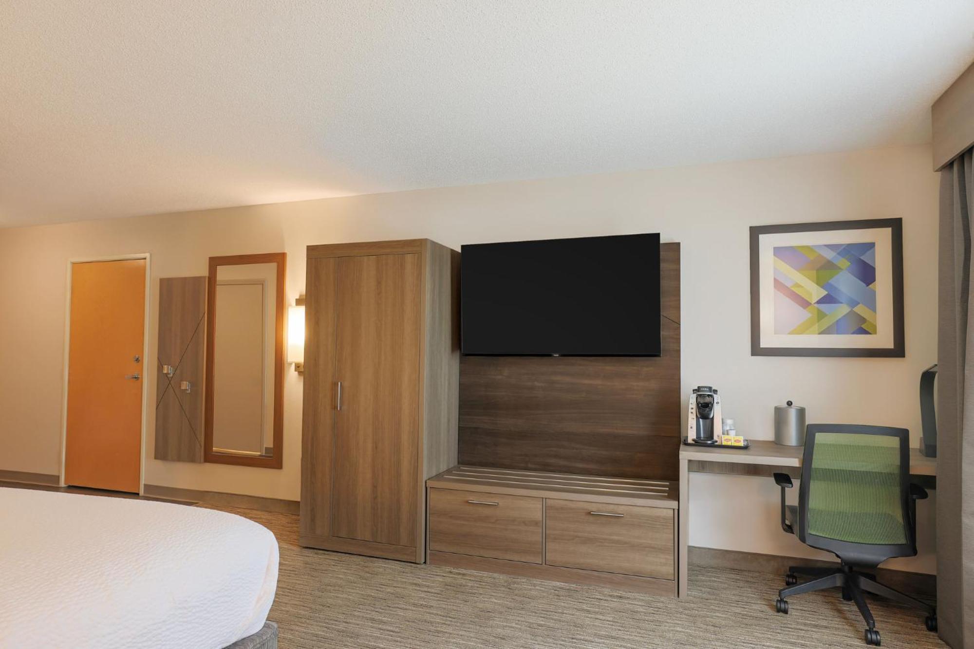Holiday Inn Express Hotel & Suites Raleigh North - Wake Forest By Ihg Екстериор снимка