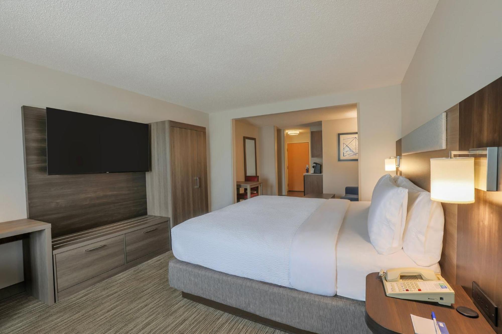 Holiday Inn Express Hotel & Suites Raleigh North - Wake Forest By Ihg Екстериор снимка