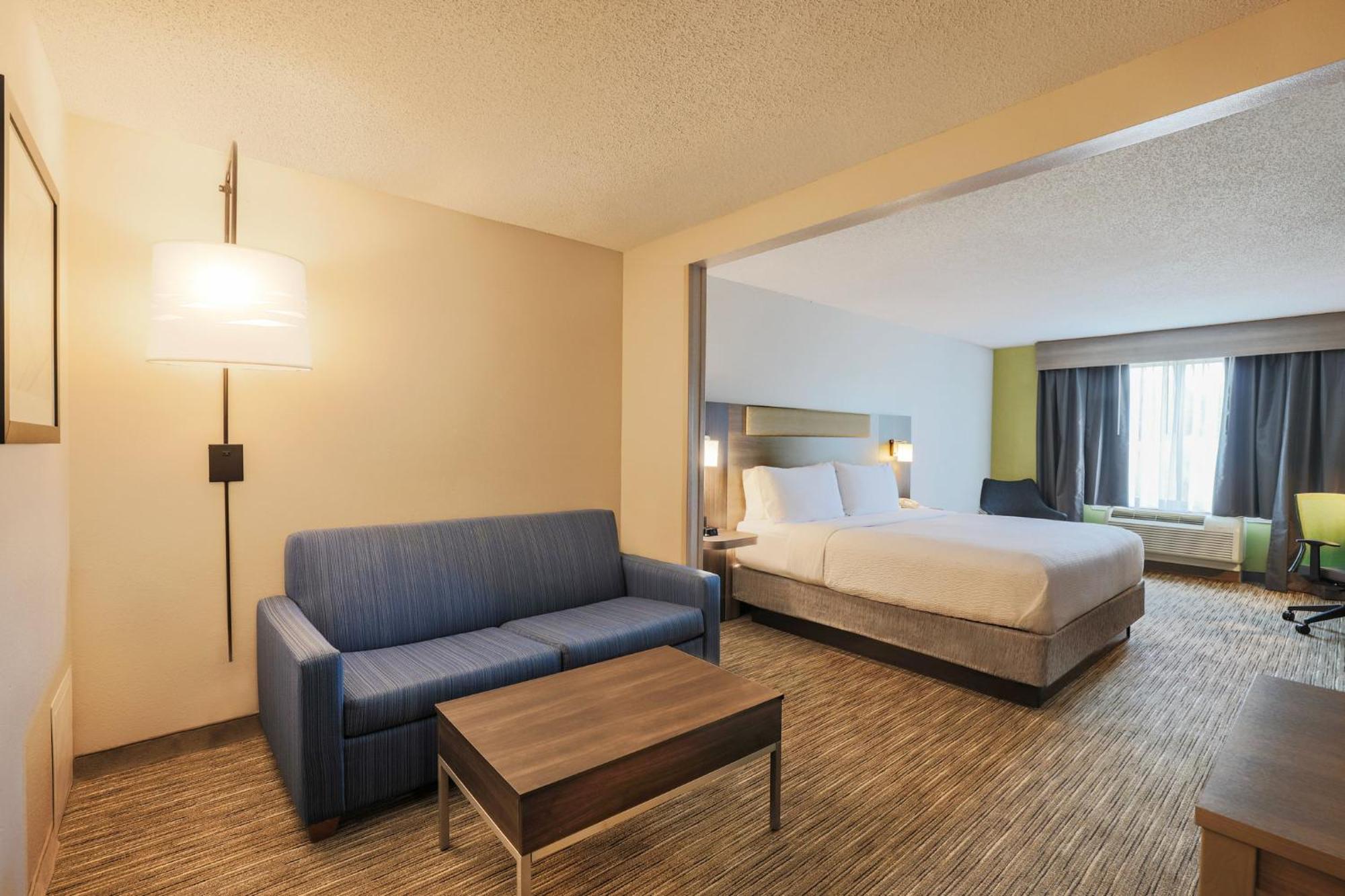 Holiday Inn Express Hotel & Suites Raleigh North - Wake Forest By Ihg Екстериор снимка