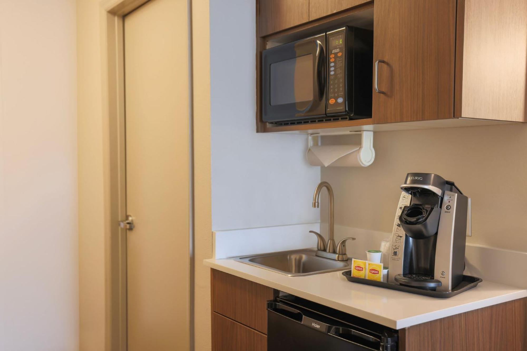 Holiday Inn Express Hotel & Suites Raleigh North - Wake Forest By Ihg Екстериор снимка