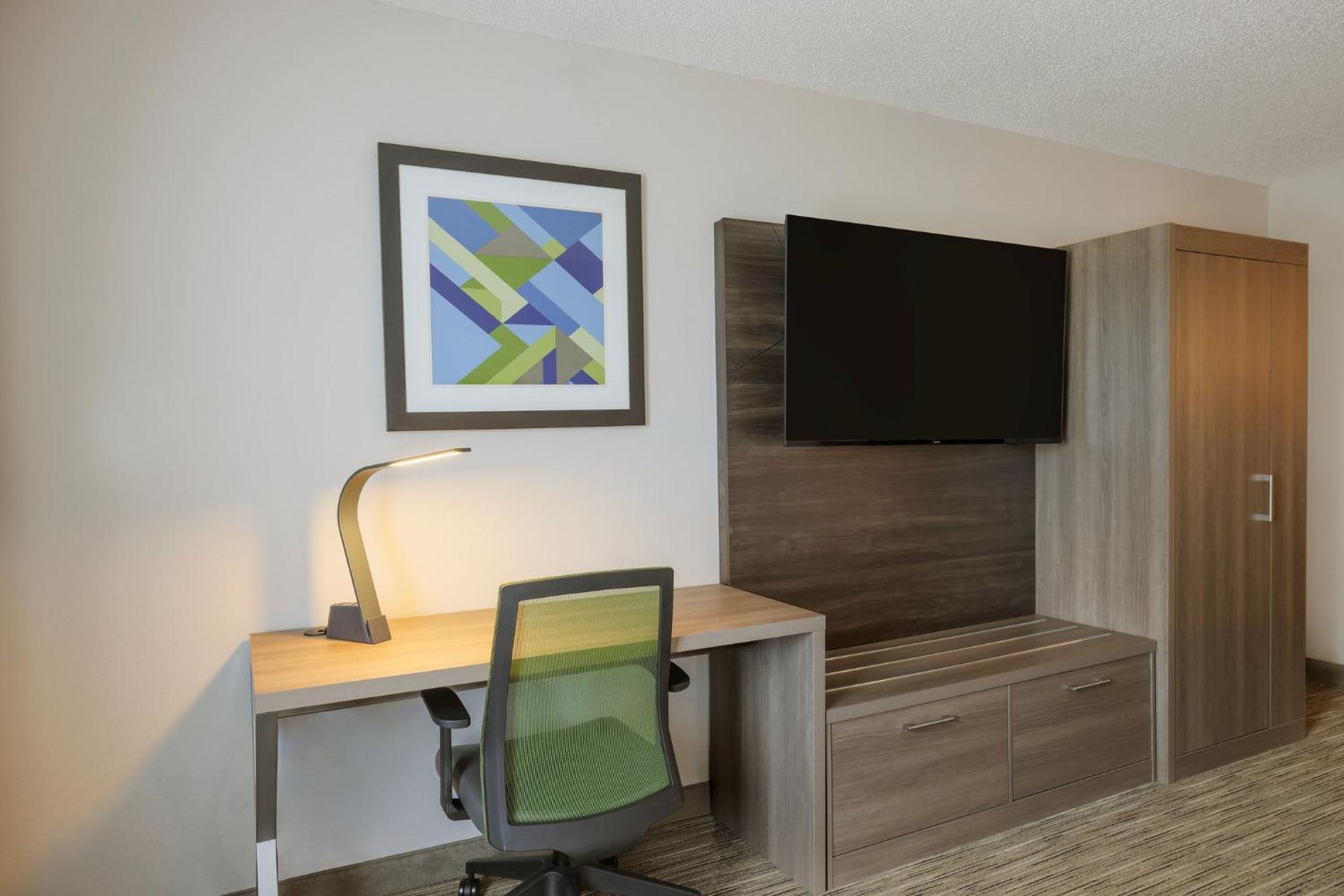 Holiday Inn Express Hotel & Suites Raleigh North - Wake Forest By Ihg Екстериор снимка