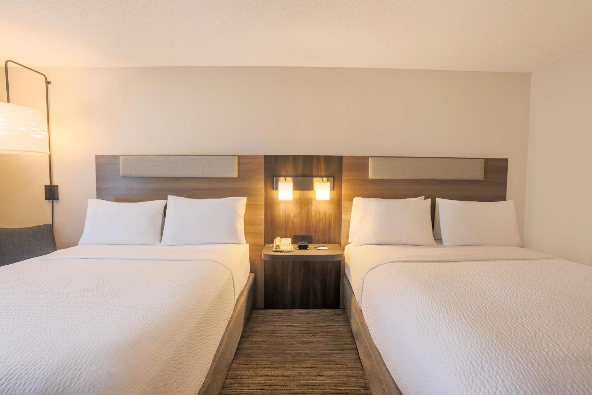 Holiday Inn Express Hotel & Suites Raleigh North - Wake Forest By Ihg Екстериор снимка