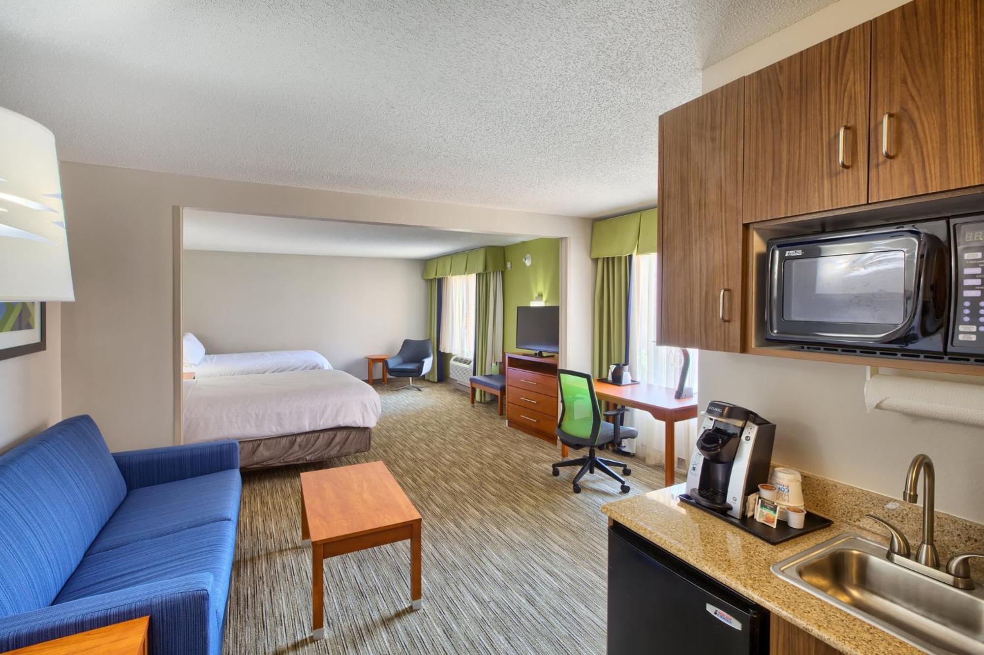 Holiday Inn Express Hotel & Suites Raleigh North - Wake Forest By Ihg Екстериор снимка
