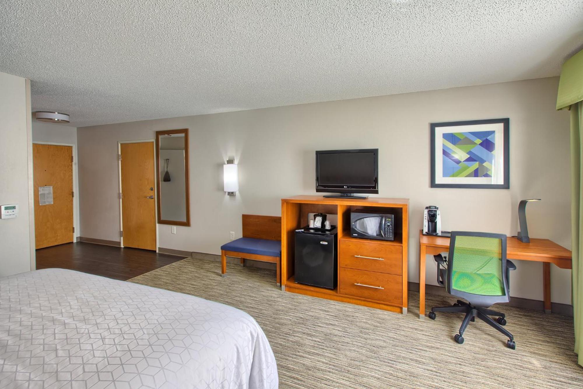Holiday Inn Express Hotel & Suites Raleigh North - Wake Forest By Ihg Екстериор снимка