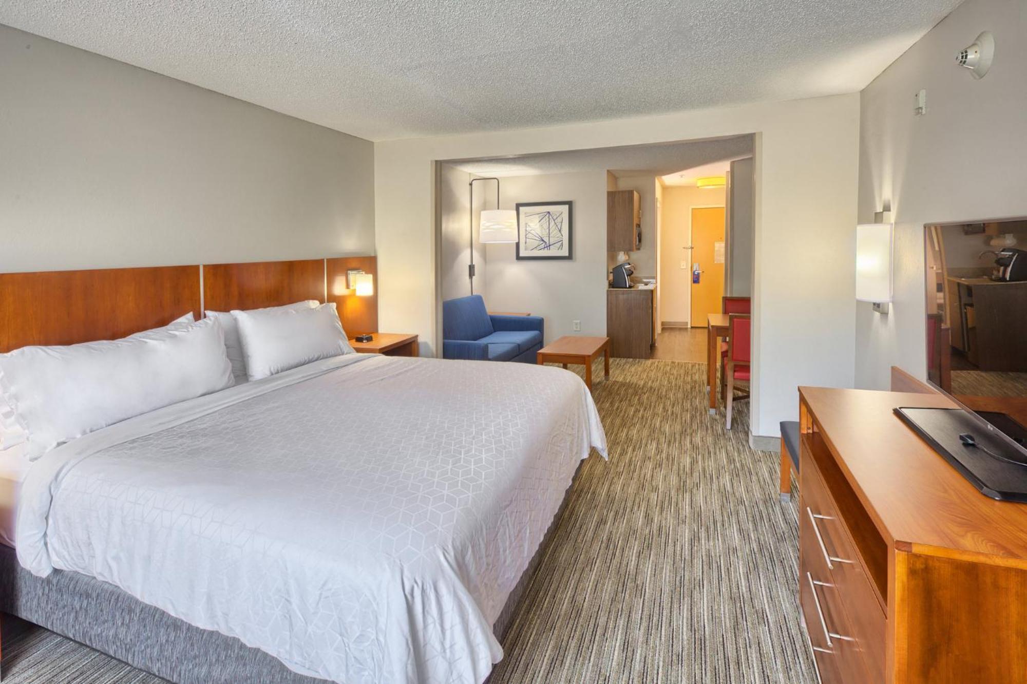 Holiday Inn Express Hotel & Suites Raleigh North - Wake Forest By Ihg Екстериор снимка