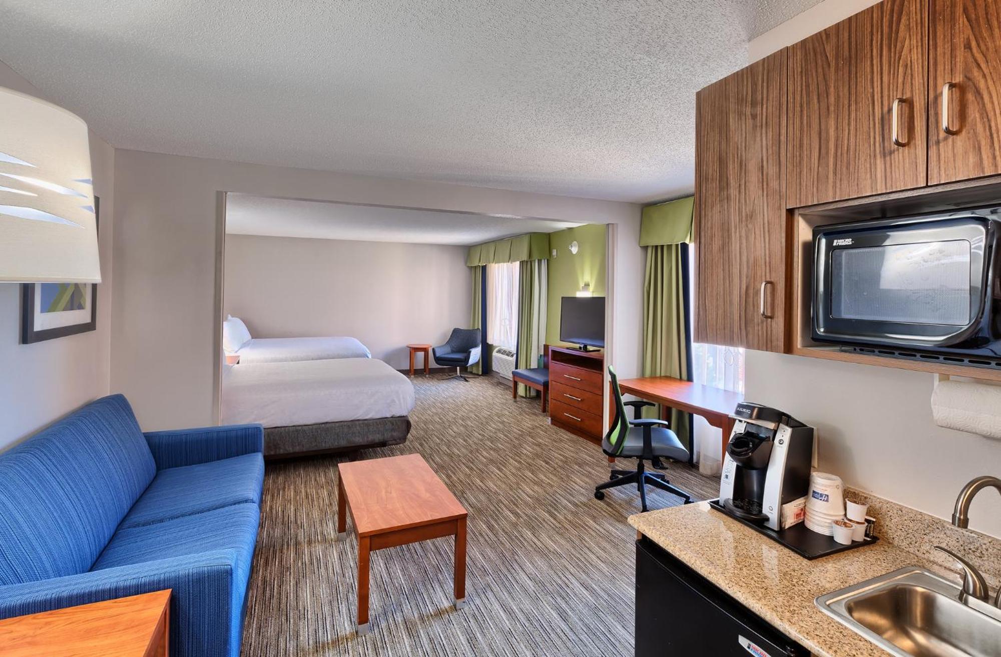 Holiday Inn Express Hotel & Suites Raleigh North - Wake Forest By Ihg Екстериор снимка